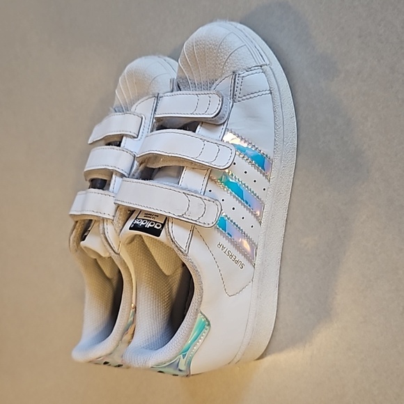 Adidas youth orginals iridescent sneakers - Picture 1 of 14